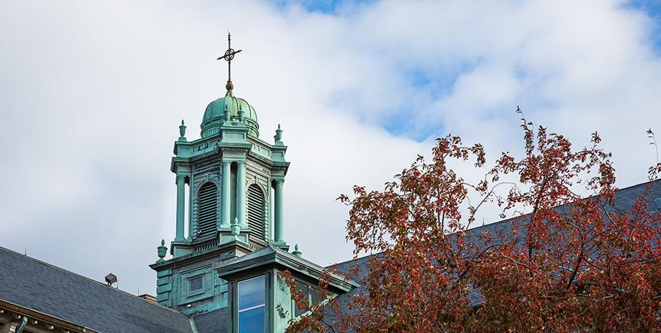 Warde Hall on Mount Mercy University campus